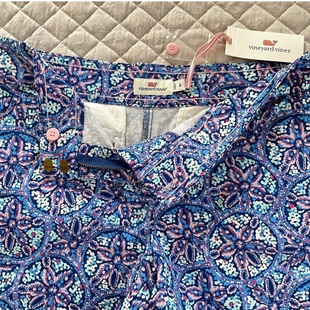 NWT Vineyard Vines shorts - Picture 5 of 5